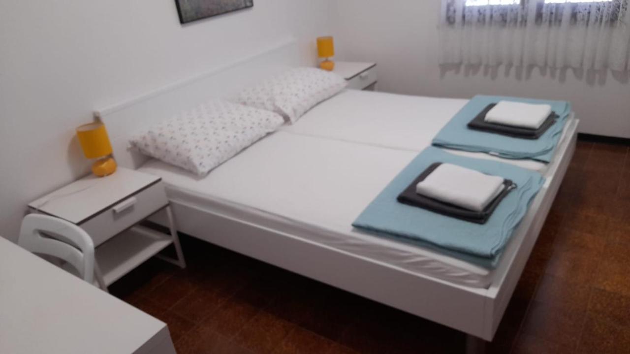 Apartments Marta Rogoznica Kültér fotó